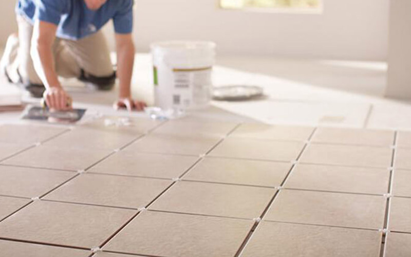 Tiến hành trít mạch để tăng độ kết dính