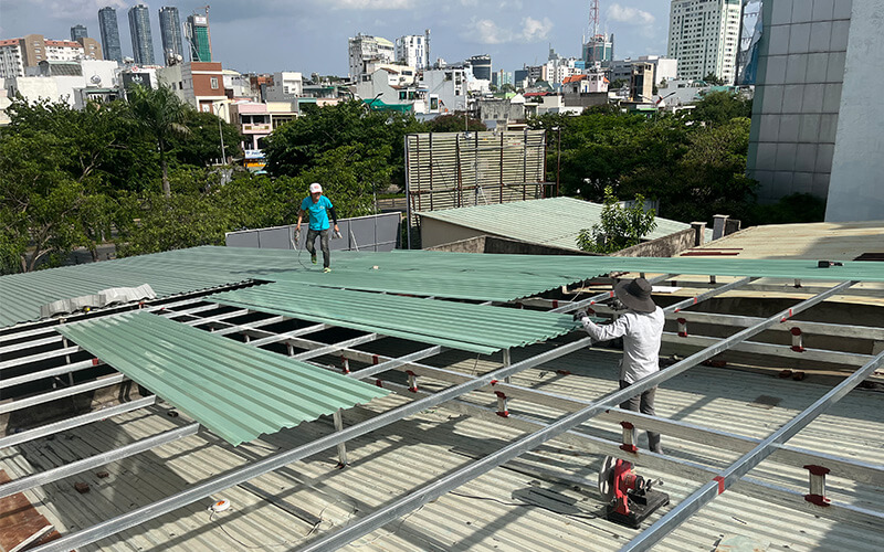 Báo giá thi công làm mái tôn tại Hồ Gia