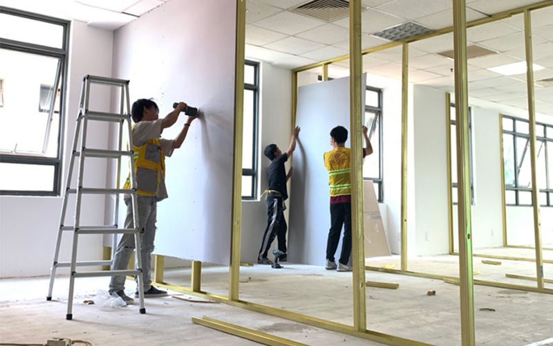 Đơn vị thi công vách thạch cao 2 mặt trọn gói