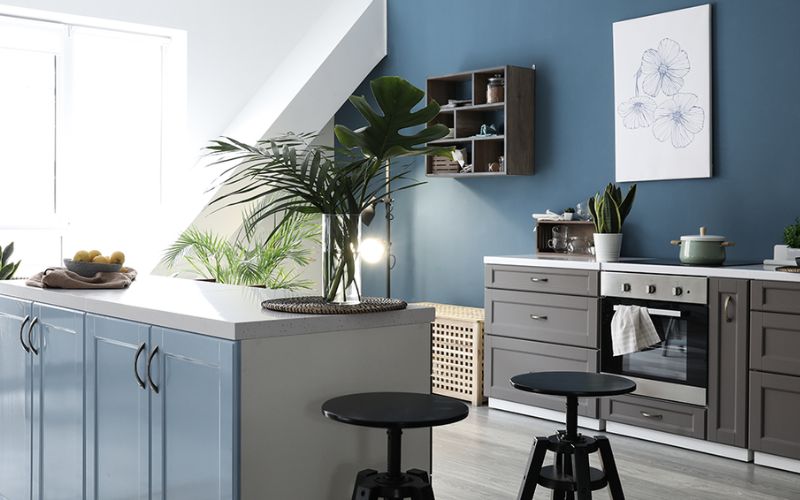 Phòng bếp sơn màu xanh nước biển Phòng bếp sơn màu xanh nước biển