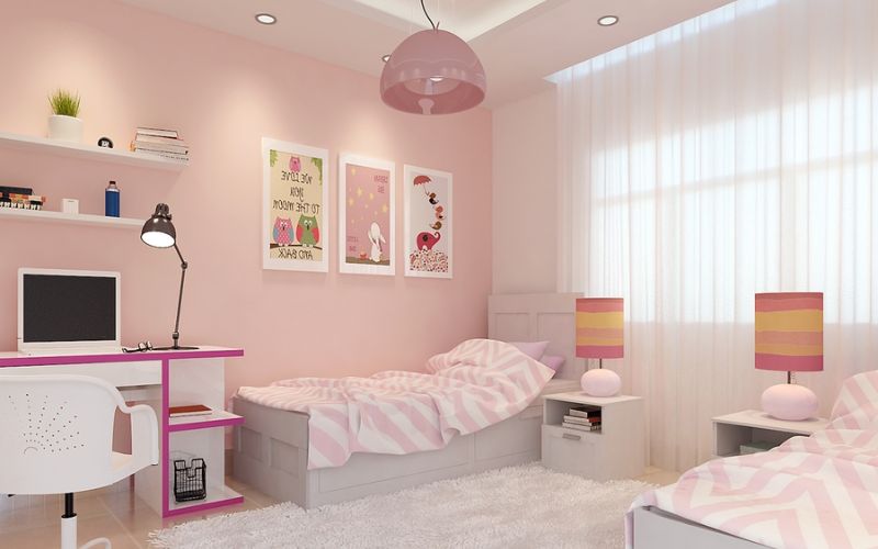 Mẫu phòng ngủ sơn màu hồng kem cho bé gái