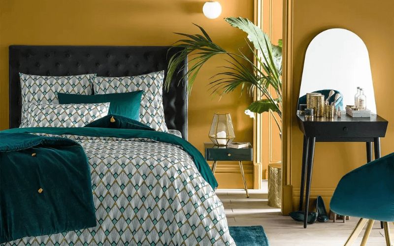 Phòng ngủ màu vàng phối nội thất xanh đẹp mắt Phòng ngủ màu vàng phối nội thất xanh đẹp mắt