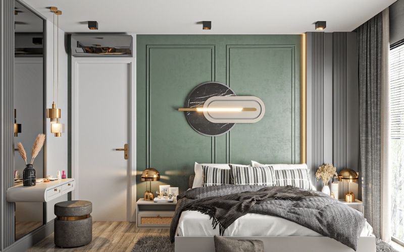 Phòng ngủ vợ chồng 10m2 trần thạch cao với tủ âm tường giúp tối ưu diện tích hiệu quả