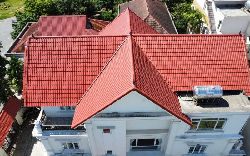 Đơn vị thi công mái tôn giả ngói chuyên nghiệp sẽ mang lại sản phẩm hoàn thiện
