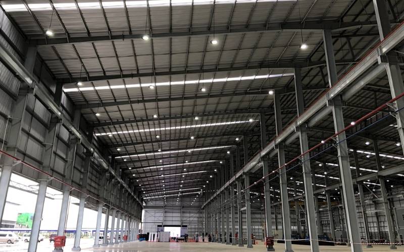 Đơn vị thi công chuyên nghiệp sẽ đưa ra giải pháp lợp mái phù hợp