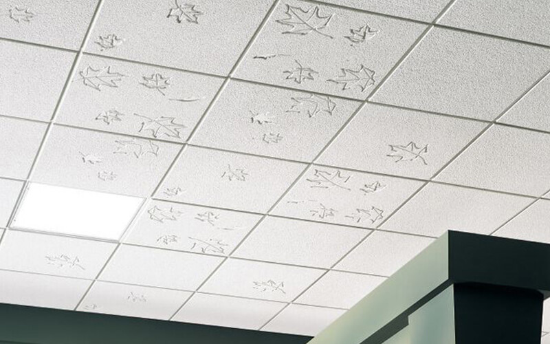 Ưu và nhược điểm của tấm trần thạch cao thả
